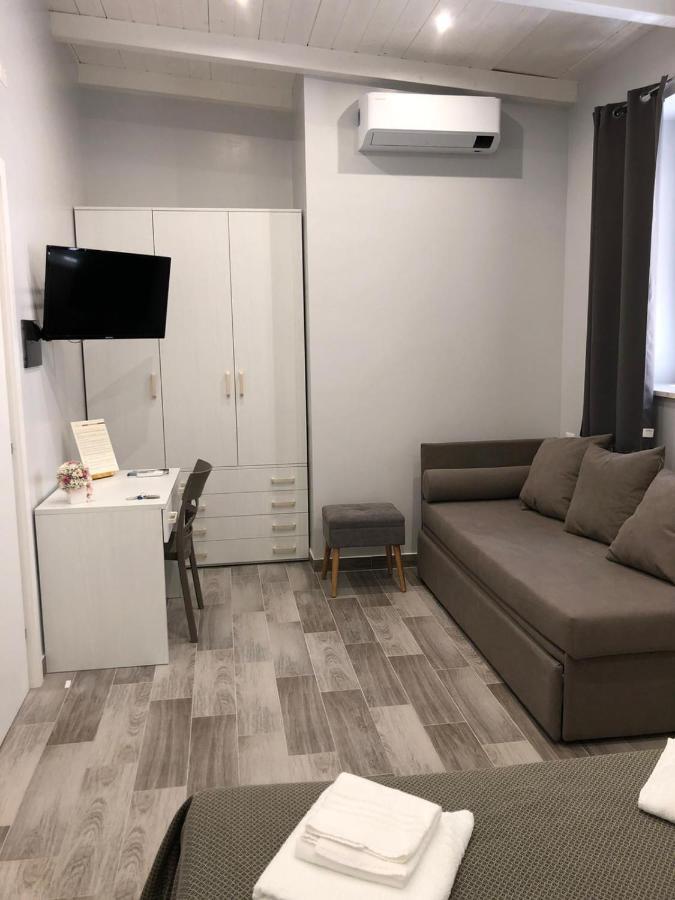 B&B Vittorio Emanuele Cirò Marina Εξωτερικό φωτογραφία