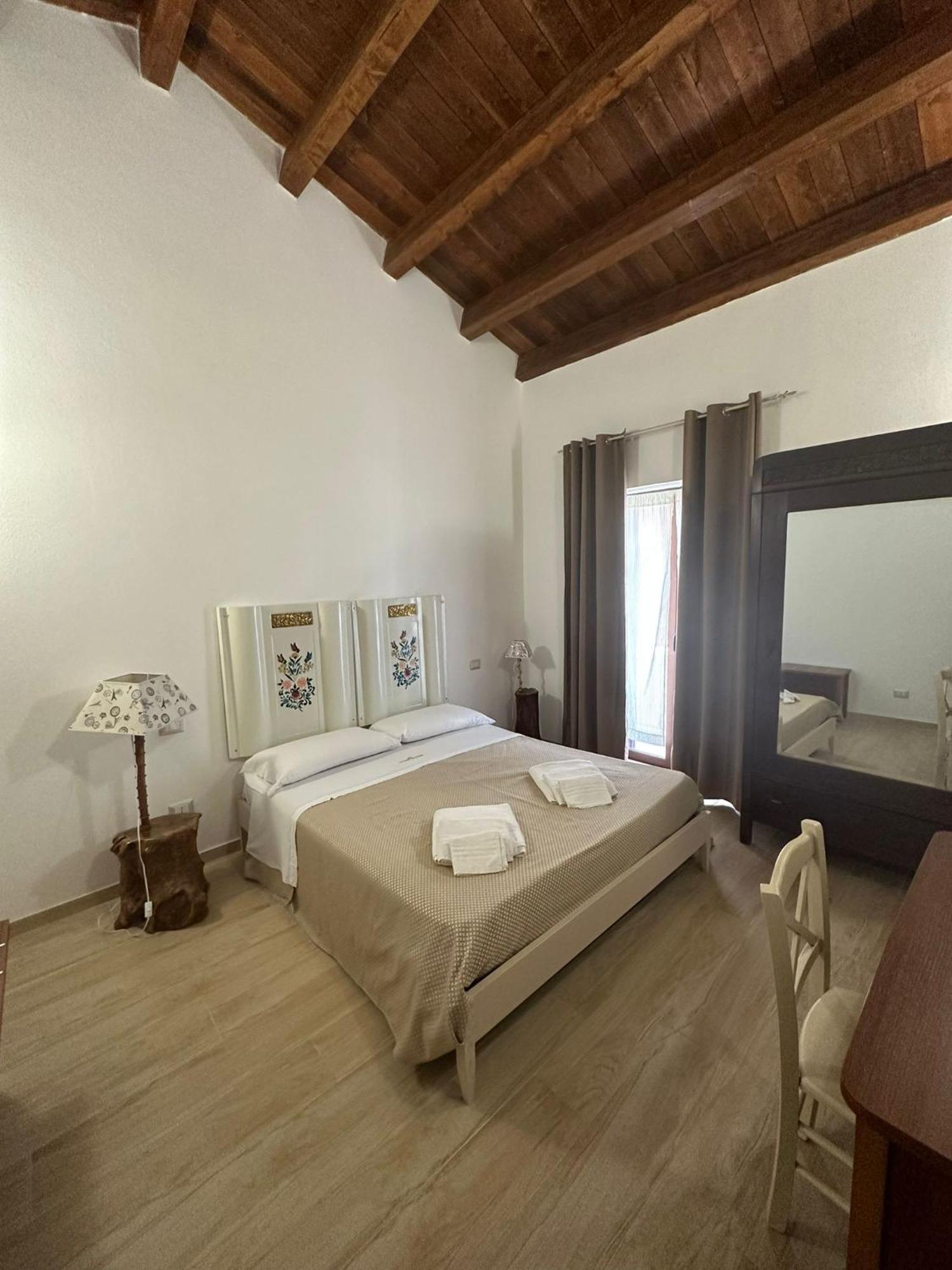 B&B Vittorio Emanuele Cirò Marina Εξωτερικό φωτογραφία