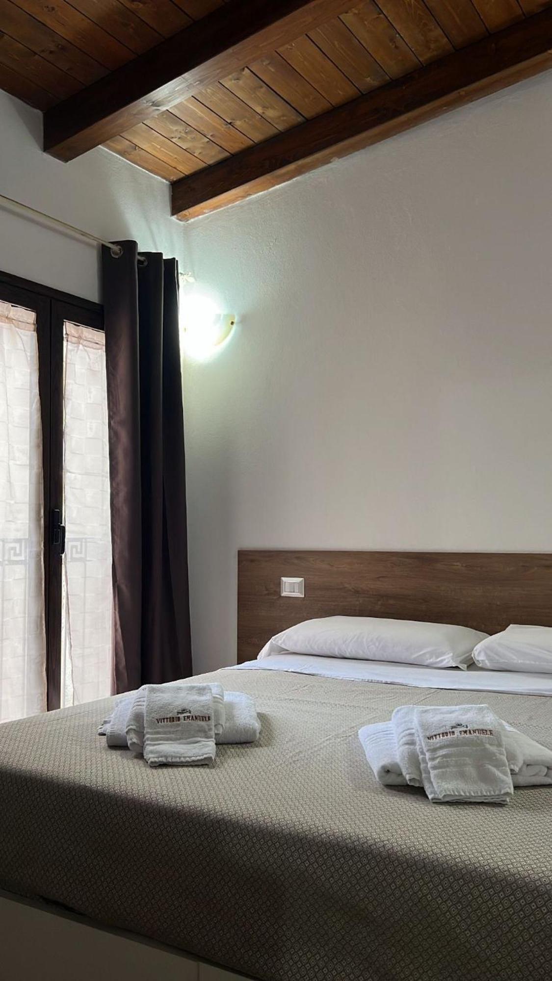 B&B Vittorio Emanuele Cirò Marina Εξωτερικό φωτογραφία