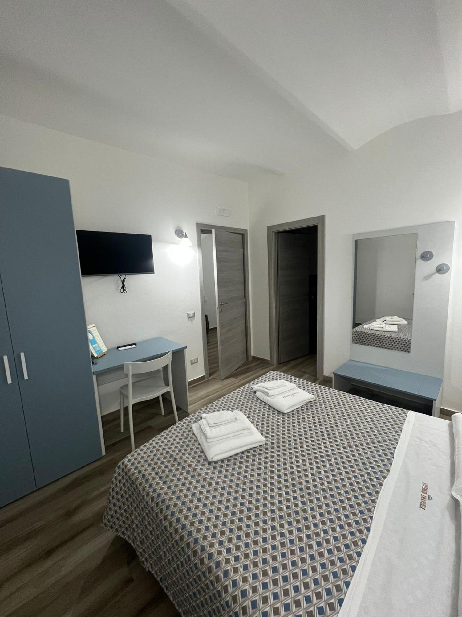 B&B Vittorio Emanuele Cirò Marina Εξωτερικό φωτογραφία